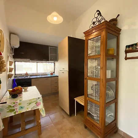 Mare Fuori Apartment *