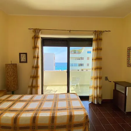Mare Fuori Apartment